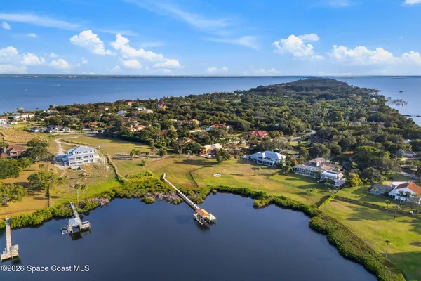 $1,750,000 | 190 Stewart Drive, Merritt Island, FL 32952