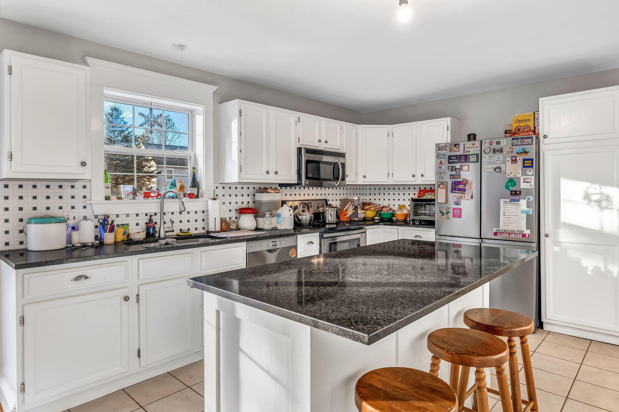 10 Independence Avenue Hampden, ME 04444 - Photo 4 of 58 26-web-or-mls-10-independence-ave