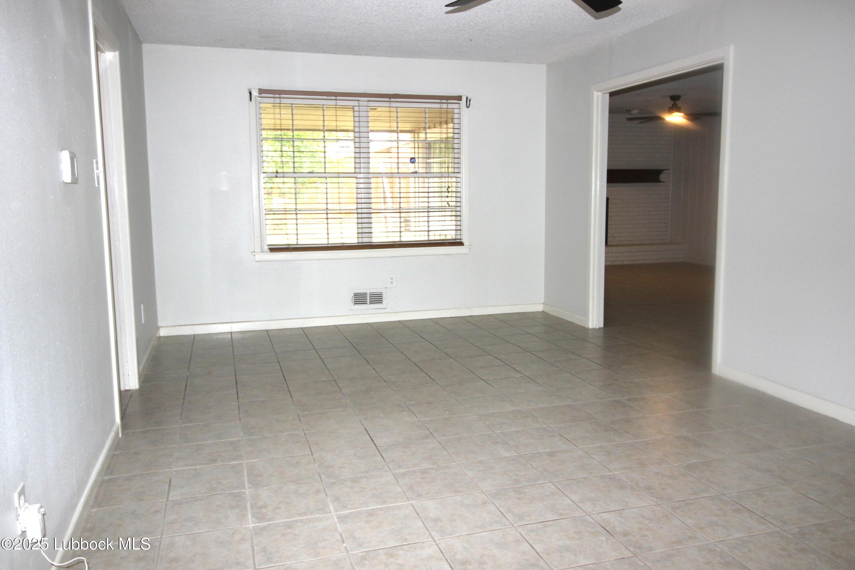 3707 38th Street Lubbock, TX 79413 - Photo 2 of 24 IMG_9833