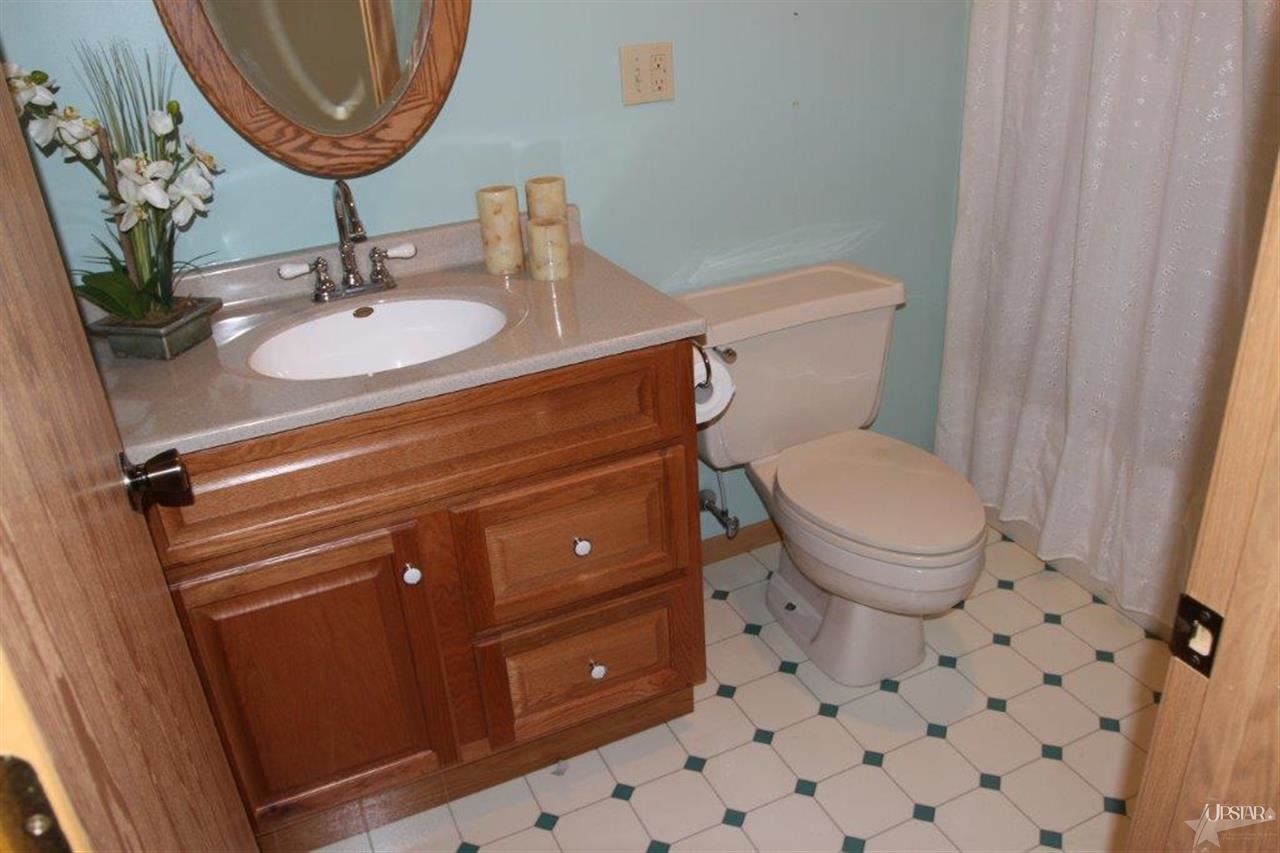 19002 Bishop Road Spencerville, IN 46788 - Photo 13 of 30 Gallery Image 13
