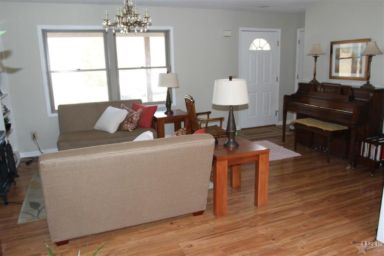 19002 Bishop Road Spencerville, IN 46788 - Photo 4 of 30 Gallery Image 4