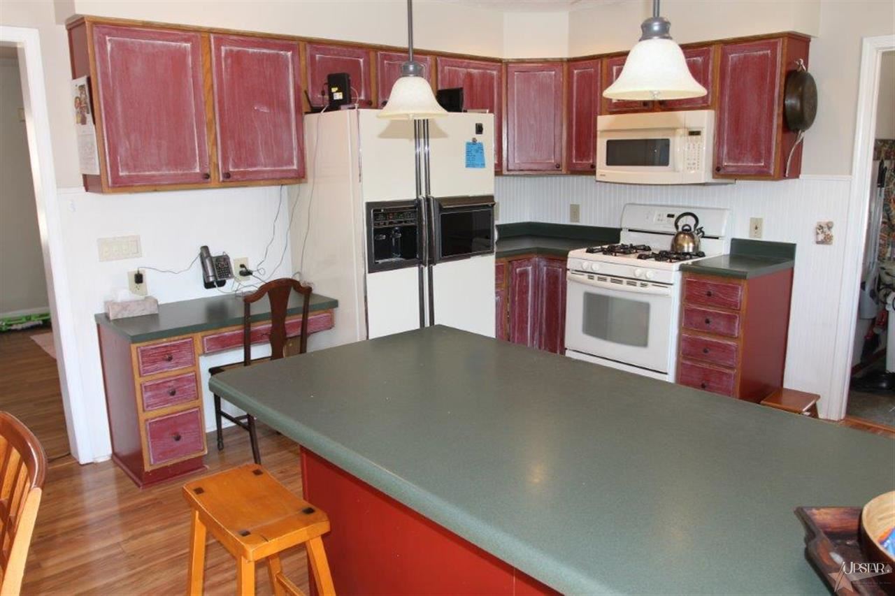 19002 Bishop Road Spencerville, IN 46788 - Photo 10 of 30 Gallery Image 10