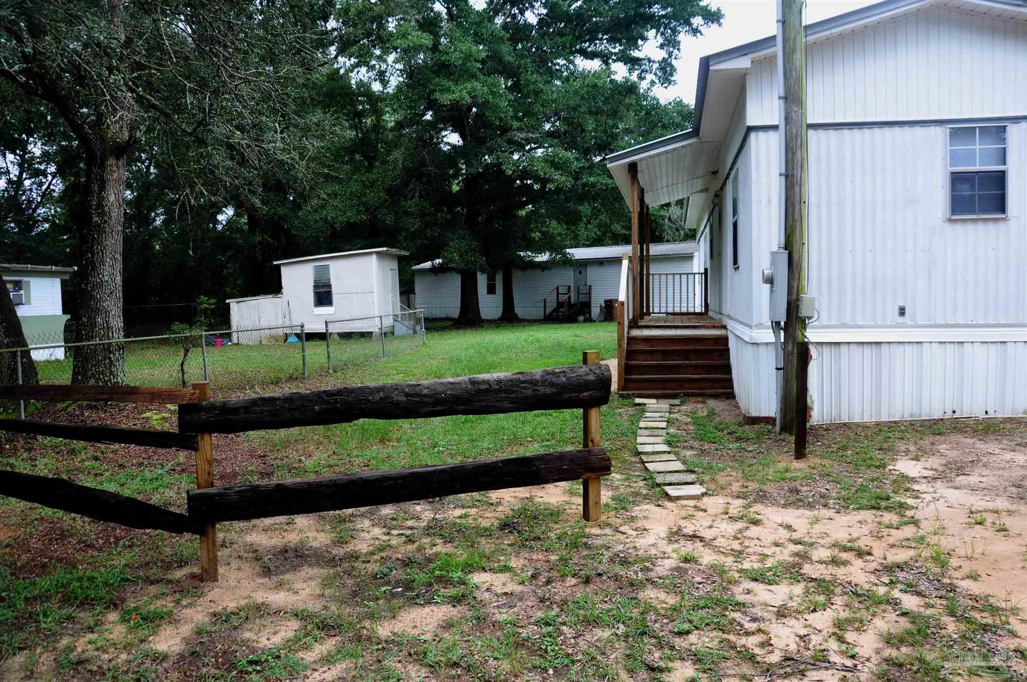 3939 Reinhardt Village Road Milton, FL 32583 - Photo 17 of 20