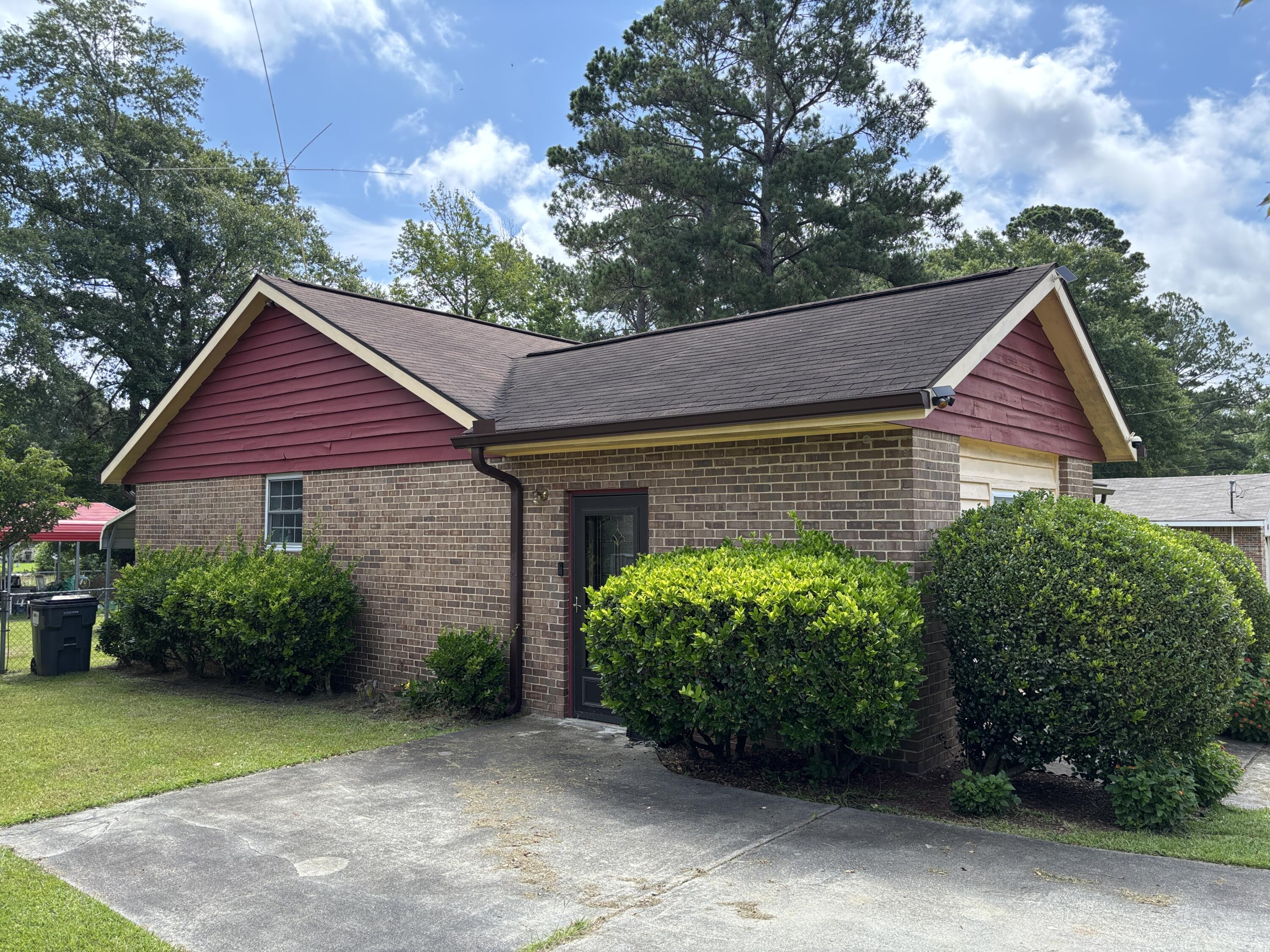 408 Lilac Lane Thomson, GA 30824 - Photo 8 of 11 IMG_5485 (1)