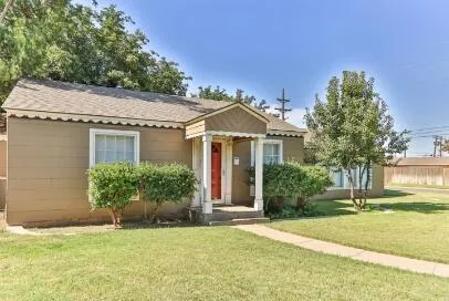 $1,800 | 2517 33rd Street, Lubbock, TX 79410