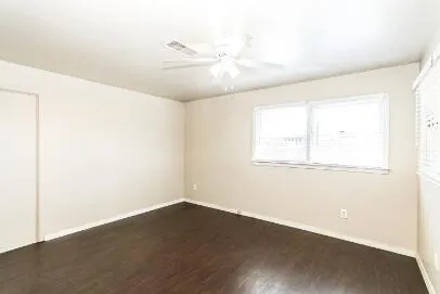 $1,800 | 2517 33rd Street, Lubbock, TX 79410