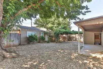 $1,800 | 2517 33rd Street, Lubbock, TX 79410