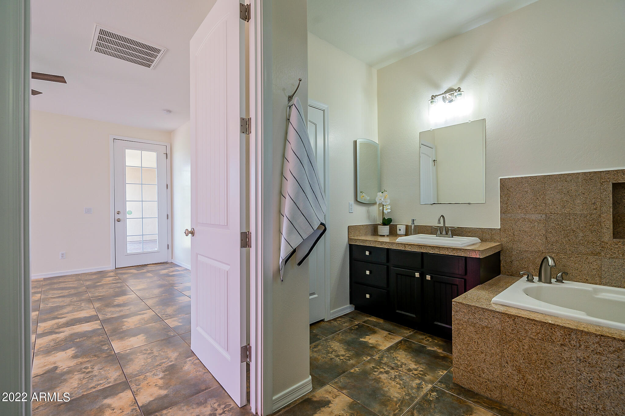 14928 South Tuthill Road Buckeye, AZ 85326 - Photo 11 of 50 Master Bathroom