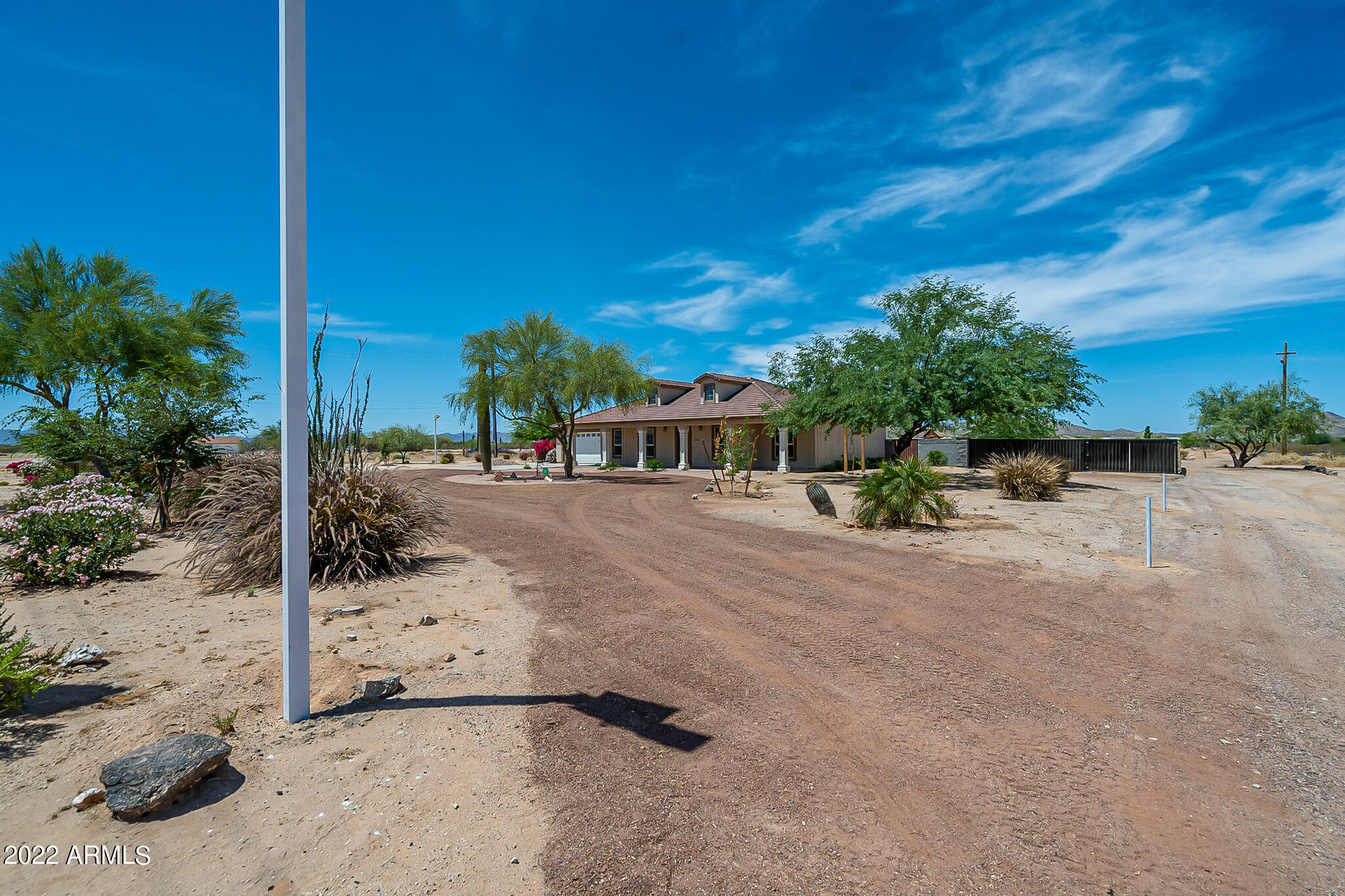 14928 South Tuthill Road Buckeye, AZ 85326 - Photo 13 of 50 Driveway