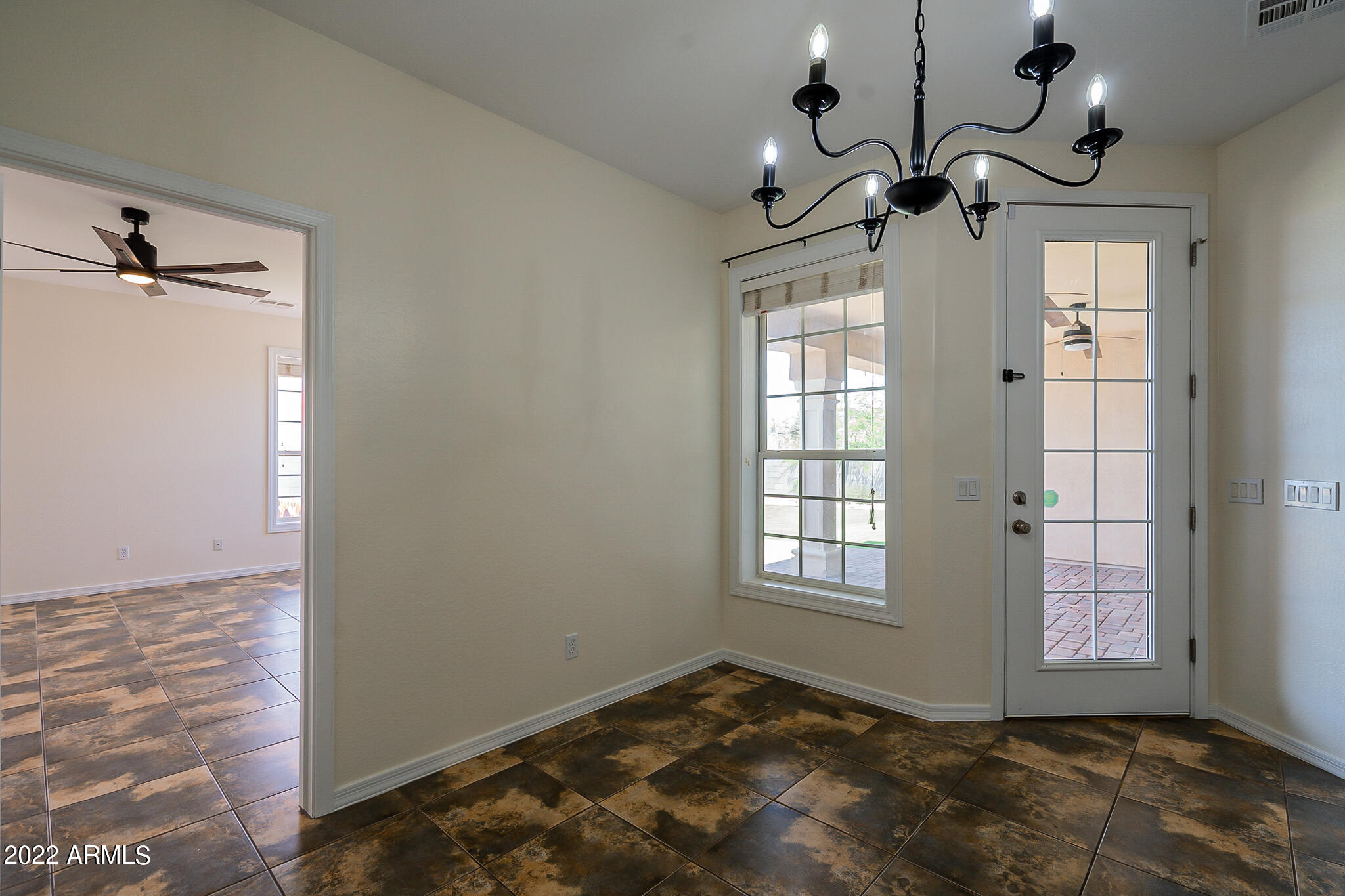 14928 South Tuthill Road Buckeye, AZ 85326 - Photo 17 of 50 Casual Dining Room