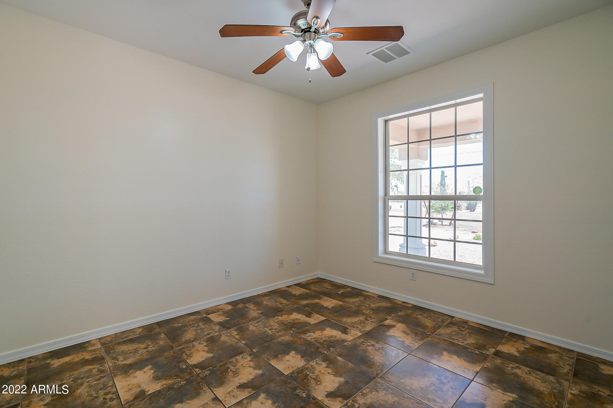 14928 South Tuthill Road Buckeye, AZ 85326 - Photo 24 of 50 Bedroom 3