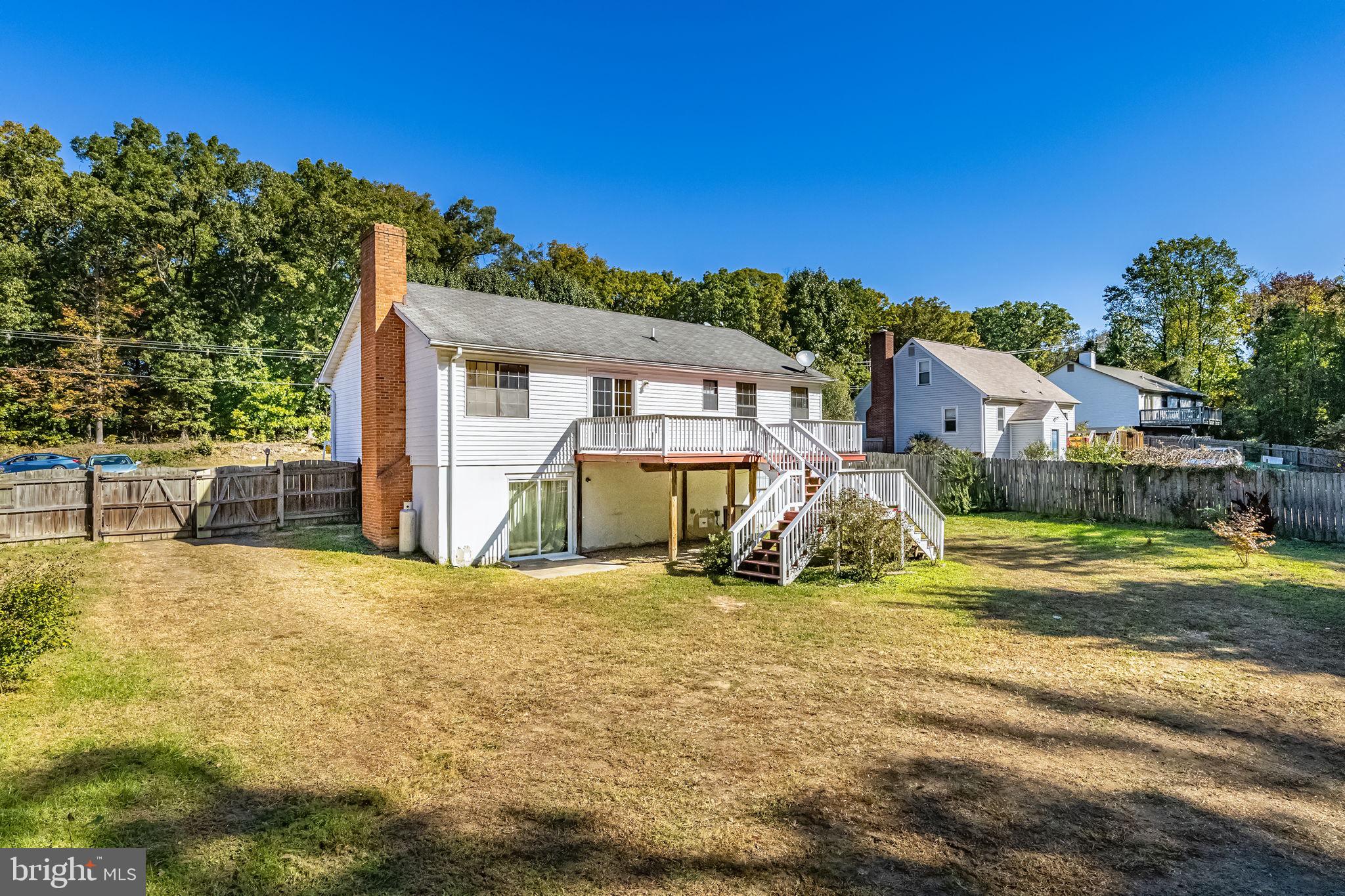 4804 Harrison Road Fredericksburg, VA 22408 - Photo 4 of 40 Gallery Image 4