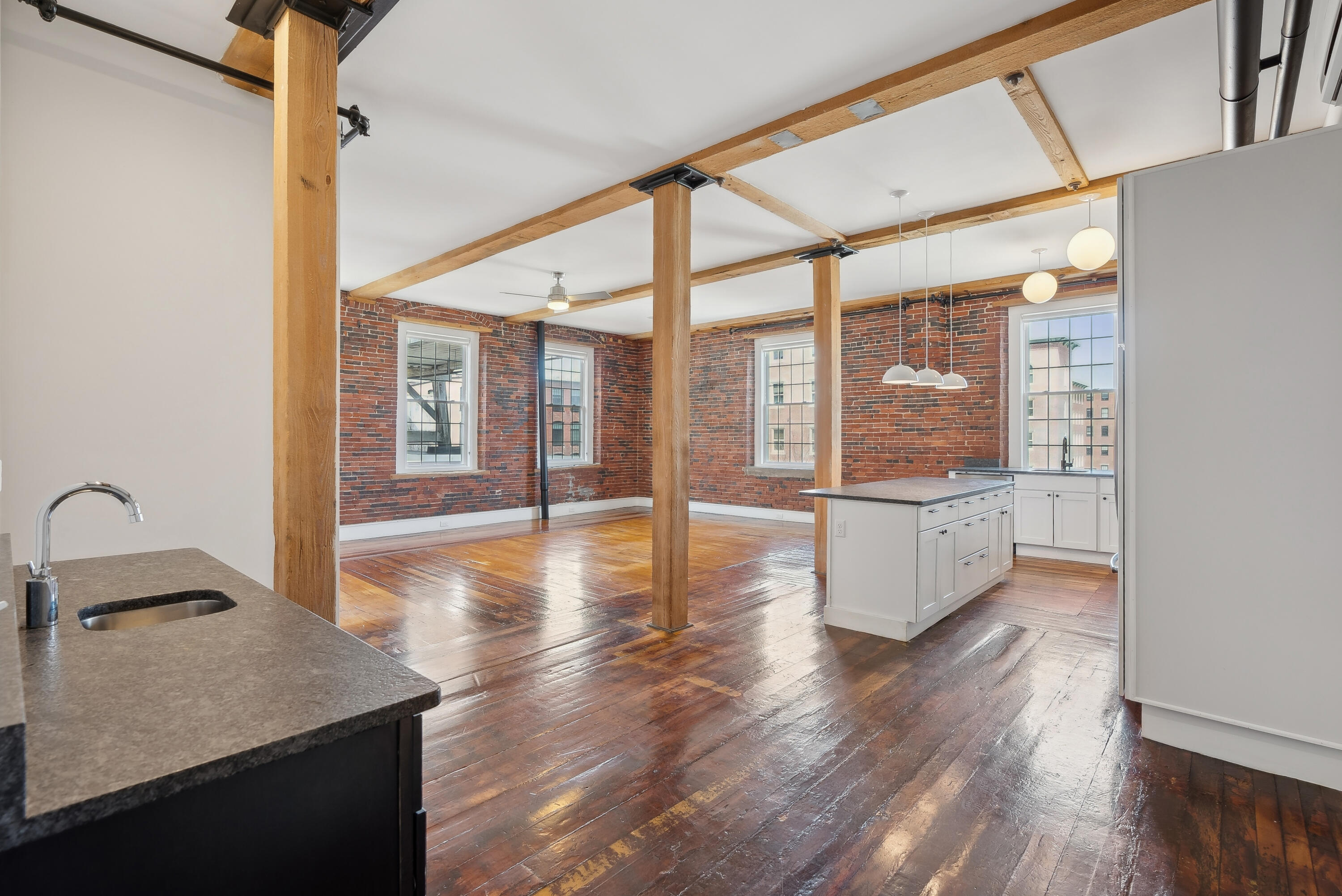 2 Main Street, Unit 15302 Biddeford, ME 04005 - Photo 11 of 57 Stunning Unit 15-302