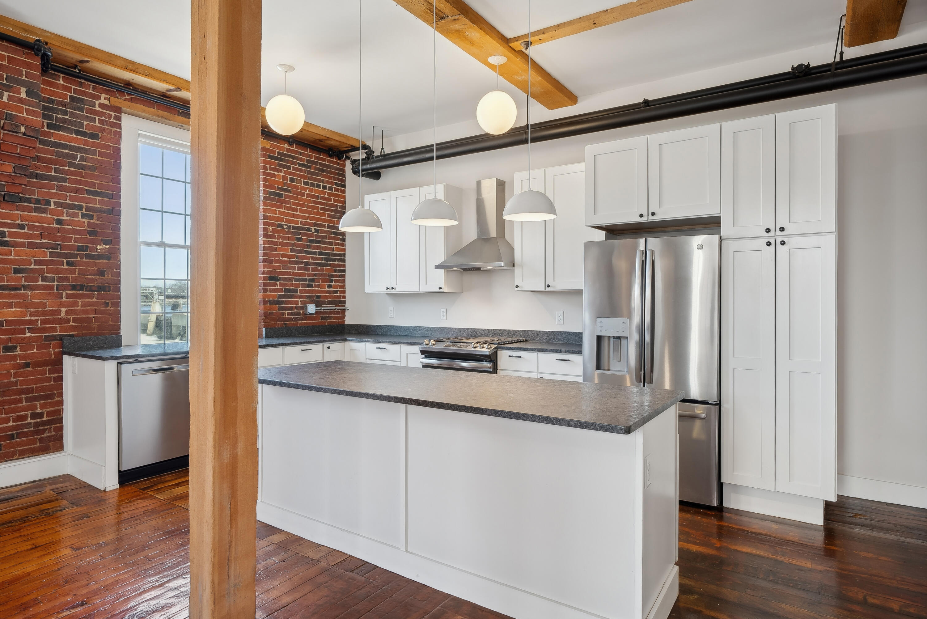 2 Main Street, Unit 15302 Biddeford, ME 04005 - Photo 18 of 57 Stunning Unit 15-302