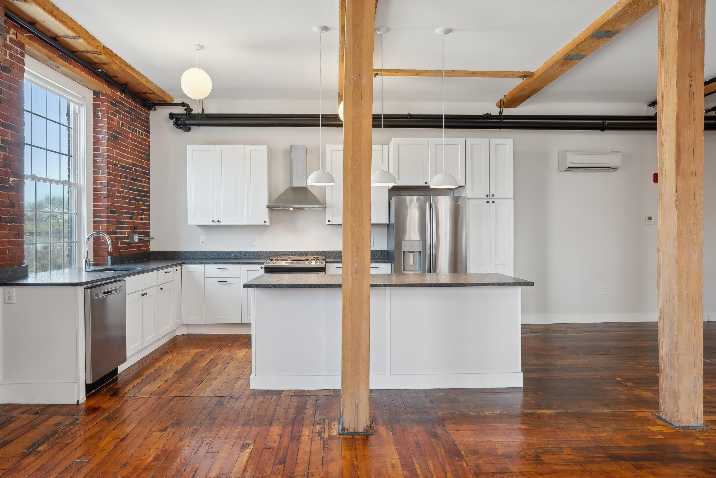 2 Main Street, Unit 15302 Biddeford, ME 04005 - Photo 3 of 57 Stunning Unit 15-302