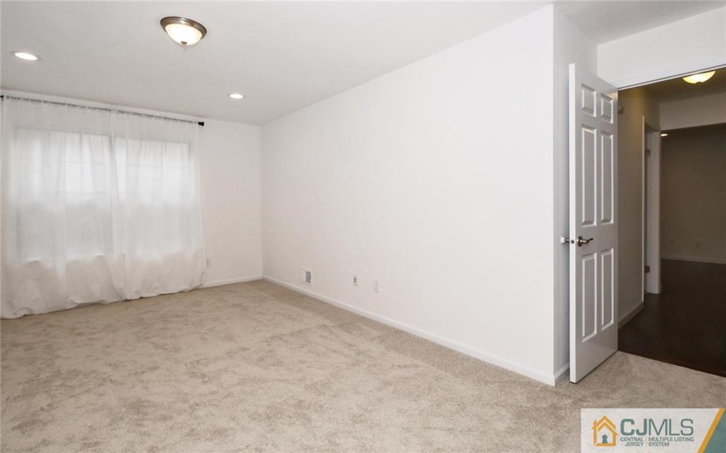 86 Keystone Court, Unit 86 Edison, NJ 08817 - Photo 20 of 24 Gallery Image 20