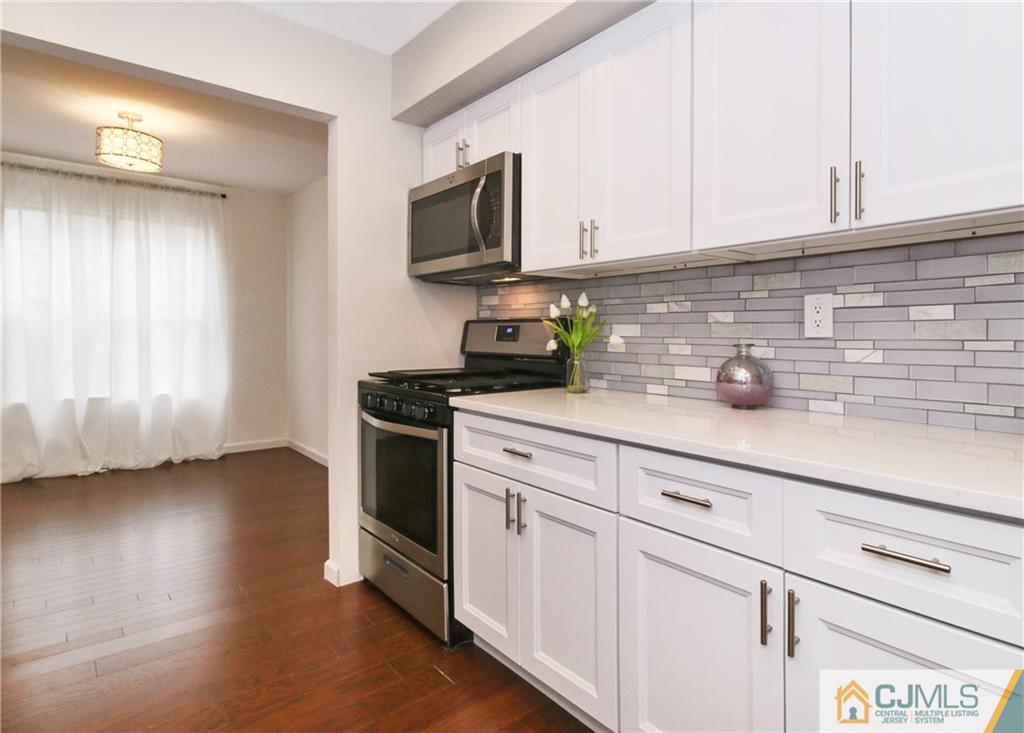 86 Keystone Court, Unit 86 Edison, NJ 08817 - Photo 7 of 24 Gallery Image 7