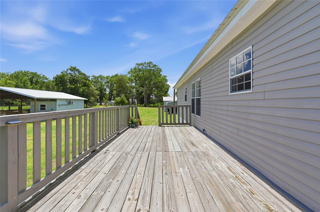 4889 Southwest 35th Trail Bell, FL 32619 - Photo 23 of 45