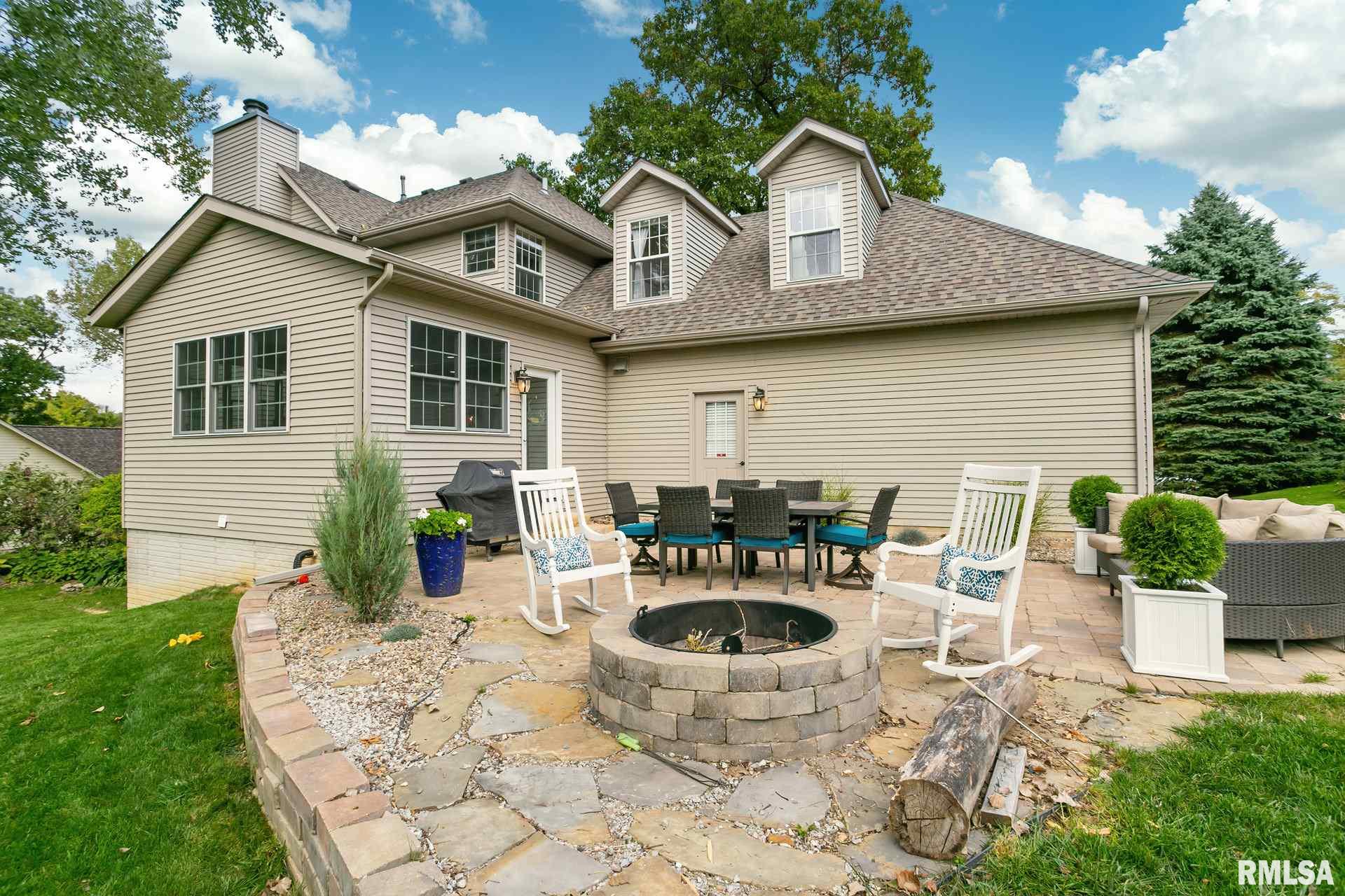 2527 Lincoln Road Bettendorf, IA 52722 - Photo 7 of 49 Gallery Image 7