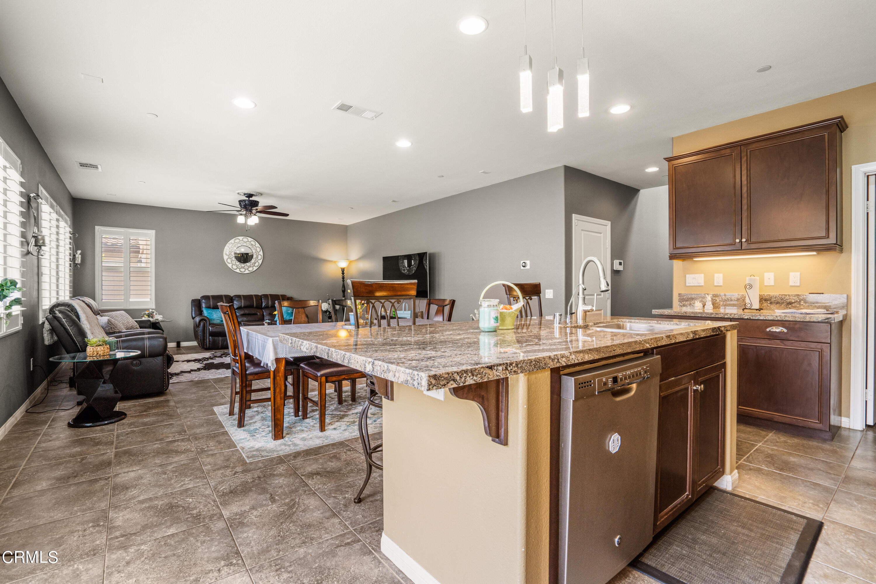 652 Xanadu Way Oxnard, CA 93036 - Photo 40 of 68 DSC05721