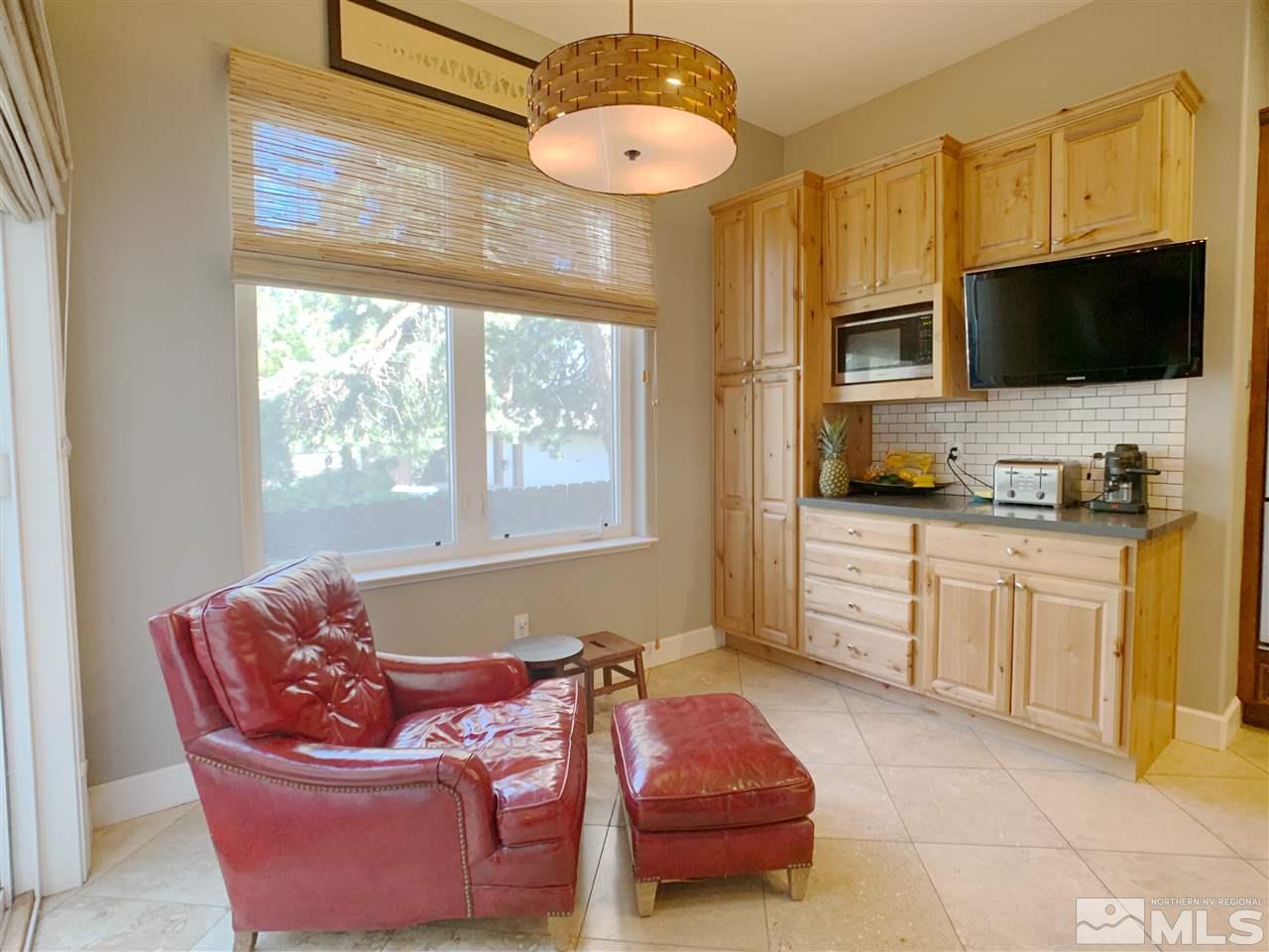 4927 Lakeridge Terrace West Reno, NV 89509 - Photo 9 of 22 Photo 9
