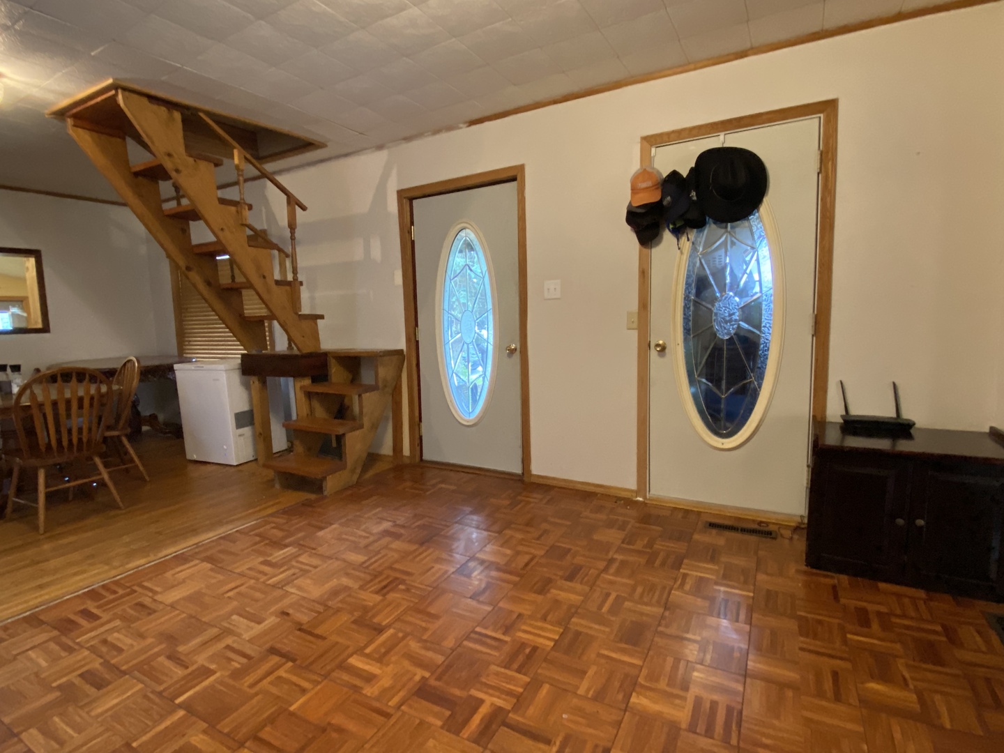 601 East Plumb Street Ransom, IL 60470 - Photo 2 of 21 a view of a livingroom with furniture and a chandelier