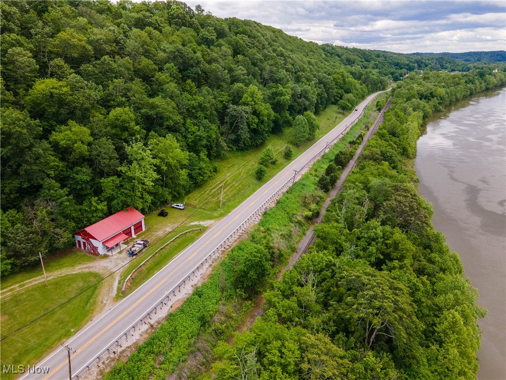 31647 Charleston Road Leon, WV 25123 - Photo 6 of 30