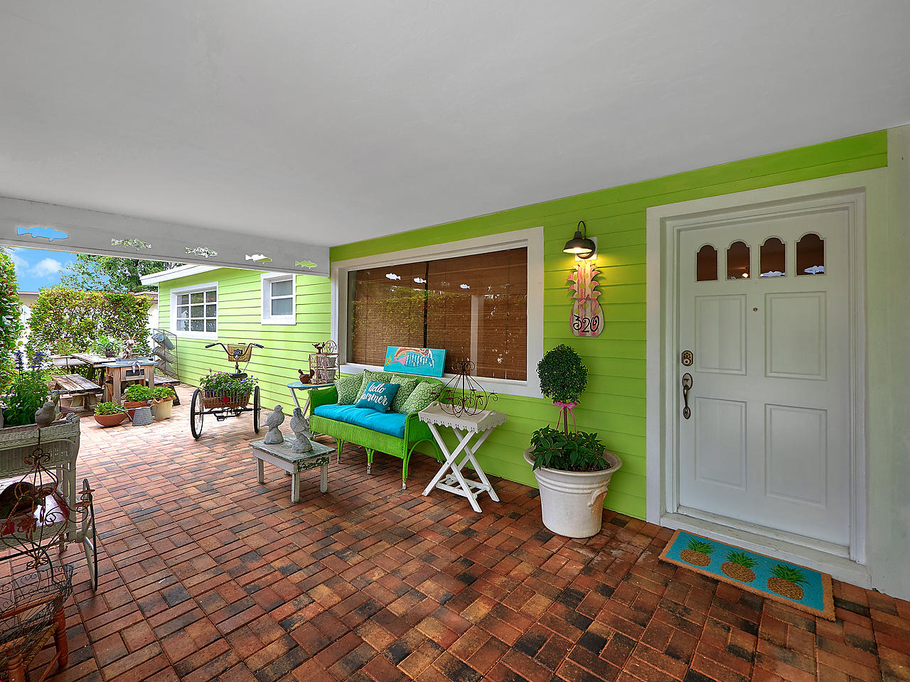 320 Northeast 28th Terrace Boca Raton, FL 33431 - Photo 2 of 13 Front Porch