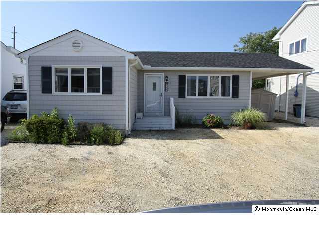 205 Heron Road Lavallette, NJ 08735 - Photo 1 of 4 Primary Photo