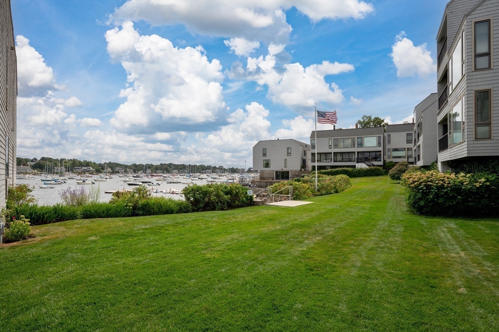 23 Skinners Path, Unit 23 Marblehead, MA 01945 - Photo 19 of 22