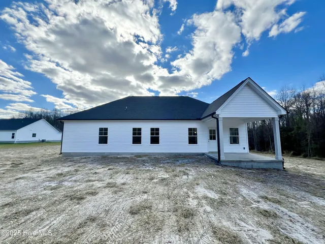 $334,900 | 118 Sagewood Drive, Dudley, NC 28333