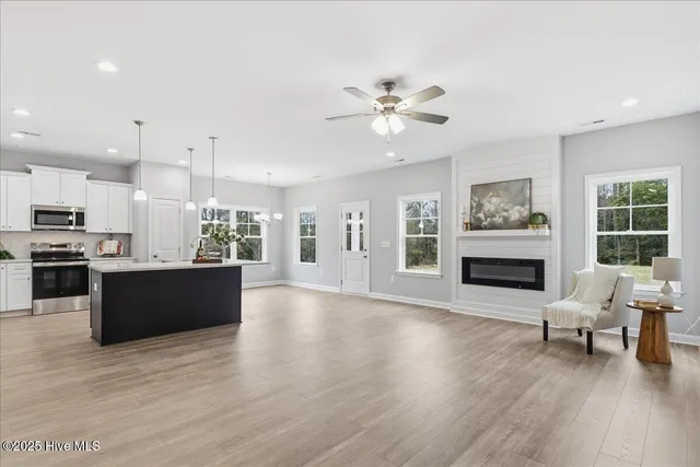 $334,900 | 118 Sagewood Drive, Dudley, NC 28333