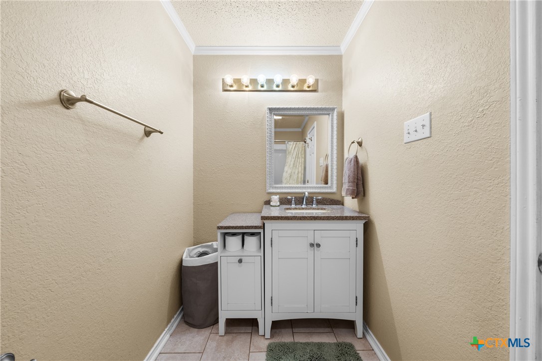 6990 Stringtown Spur Rogers, TX 76569 - Photo 11 of 33