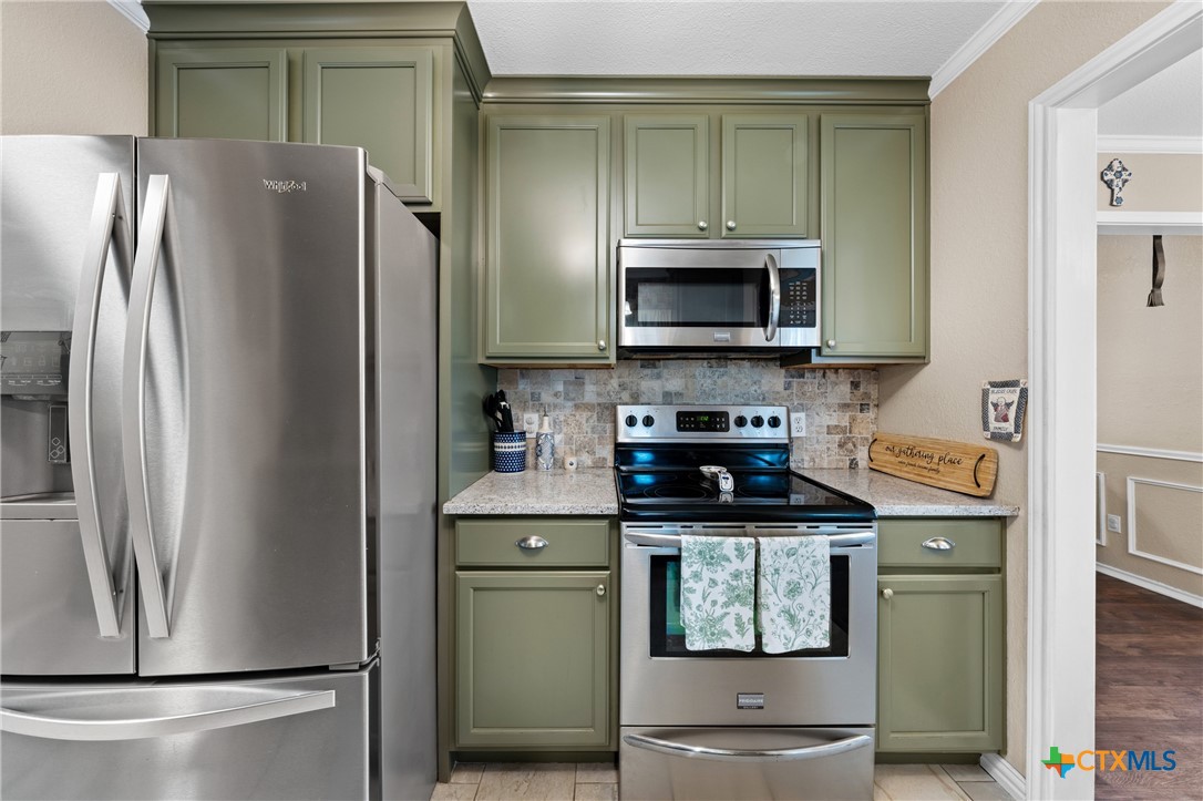 6990 Stringtown Spur Rogers, TX 76569 - Photo 8 of 33