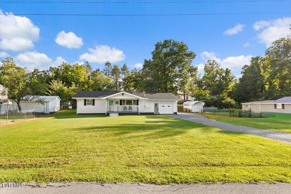 132 Swimming Pool Road Hampton, TN 37658 - Photo 3 of 34 02-128A5333