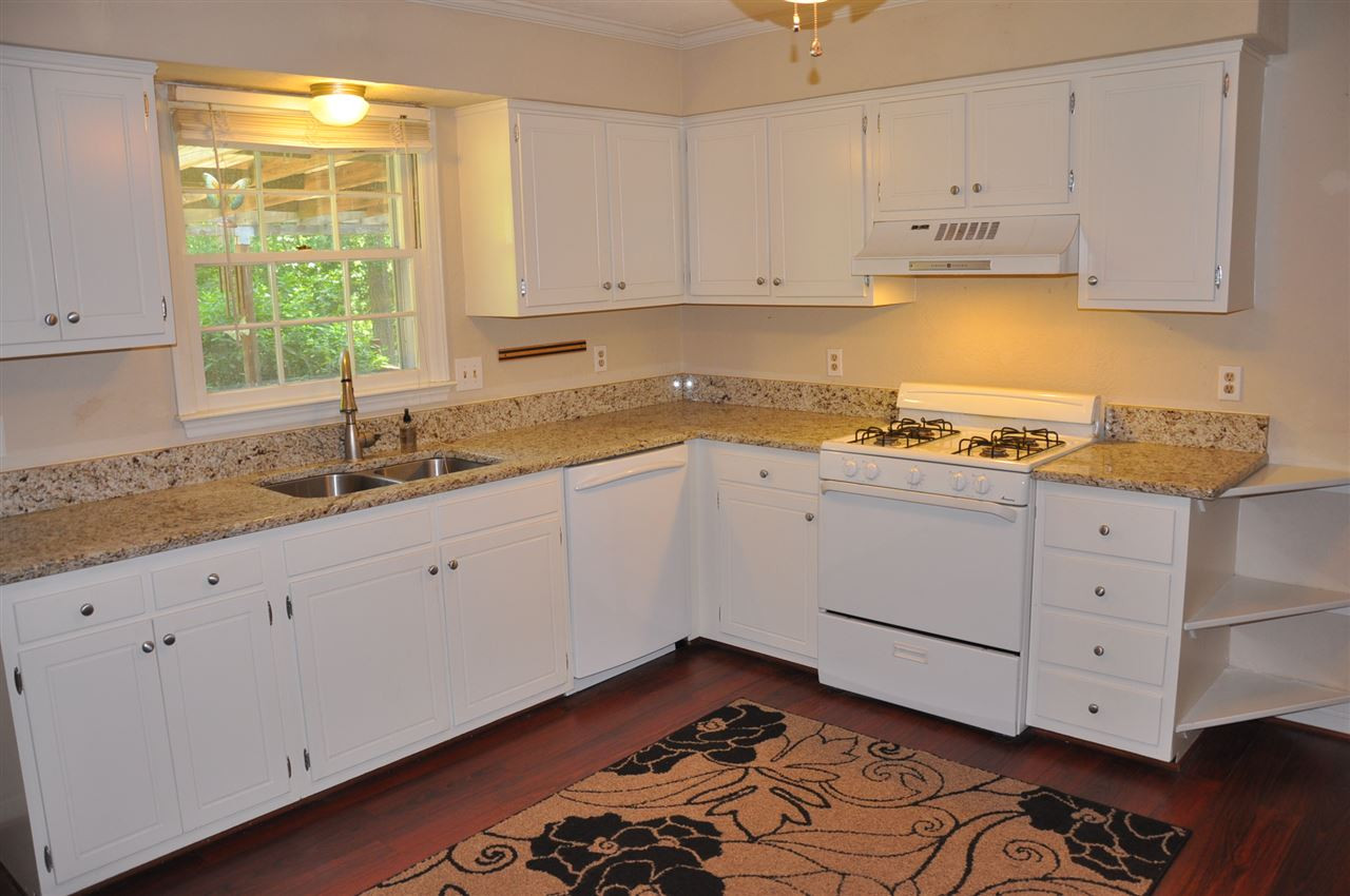 4401 Randall Road Durham, NC 27707 - Photo 8 of 25 Kitchen
