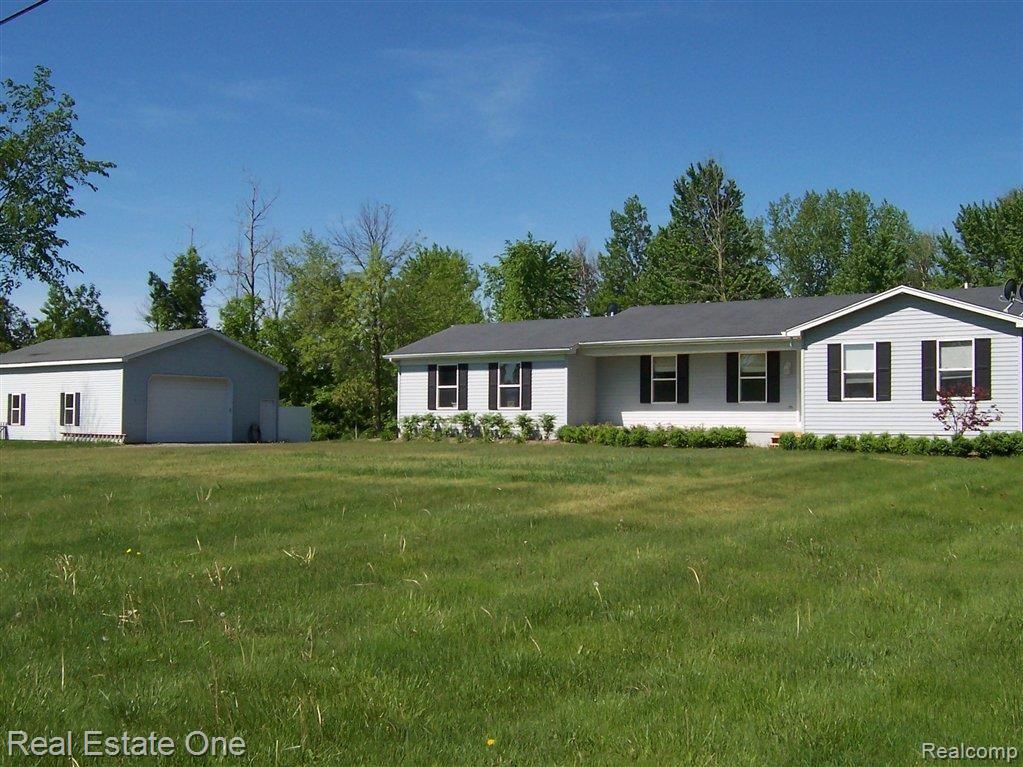 1435 Miller Road Allenton, MI 48002 - Photo 2 of 22 2 Car Attached & Pole Barn