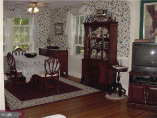 232 Edinburg Road Hamilton, NJ 08619 - Photo 5 of 6