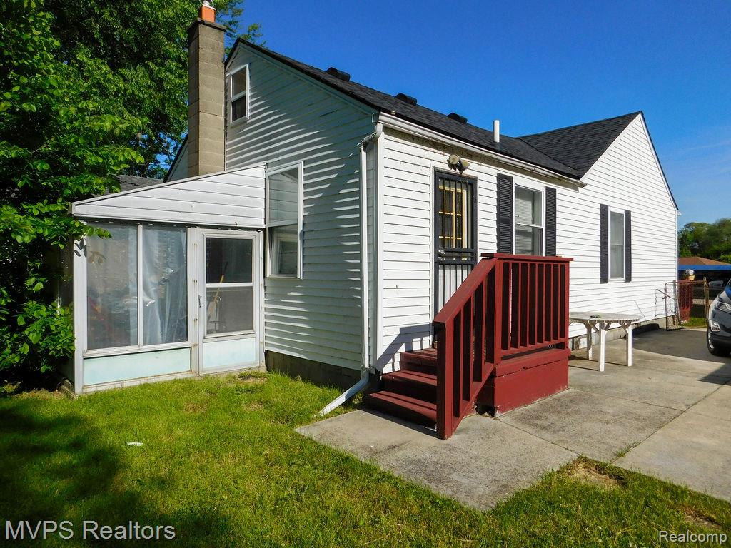 20334 East 8 Mile Road Harper Woods, MI 48225 - Photo 3 of 3