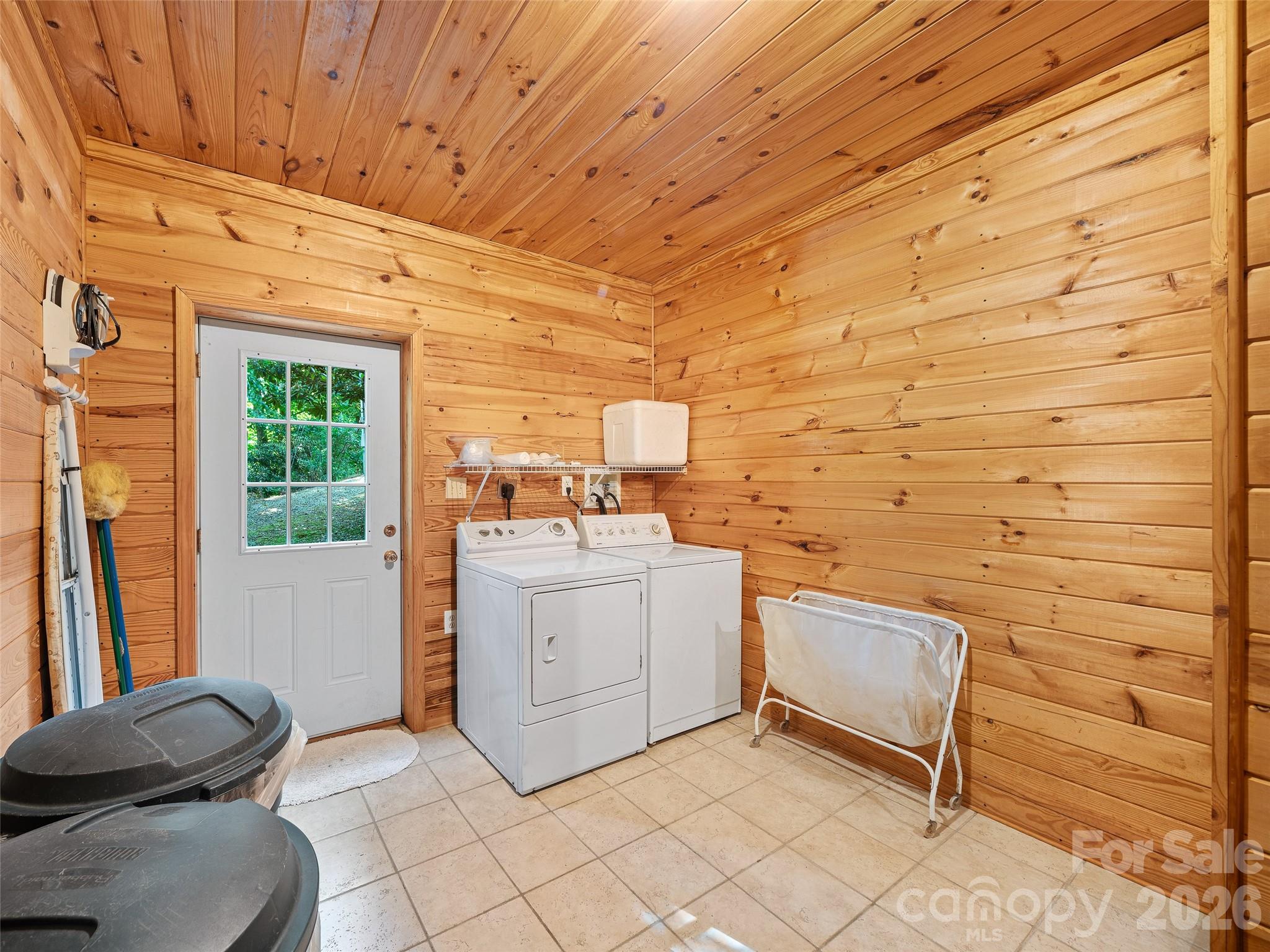 284 Simmons Ridge Road Bakersville, NC 28705 - Photo 20 of 44