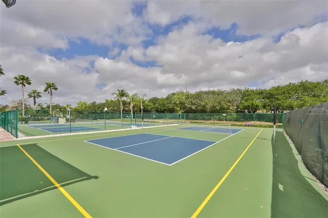 $1,675 | 304 Grayston Place, Sun City Center, FL 33573