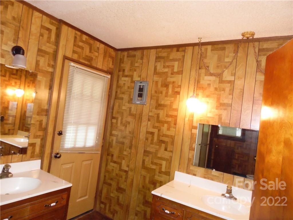1508 Buffalo Shoals Road Catawba, NC 28609 - Photo 9 of 18 Gallery Image 9