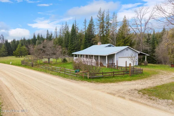 $575,000 | 1206 Meadowood Road, Sandpoint, ID 83864