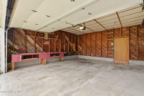 $575,000 | 1206 Meadowood Road, Sandpoint, ID 83864