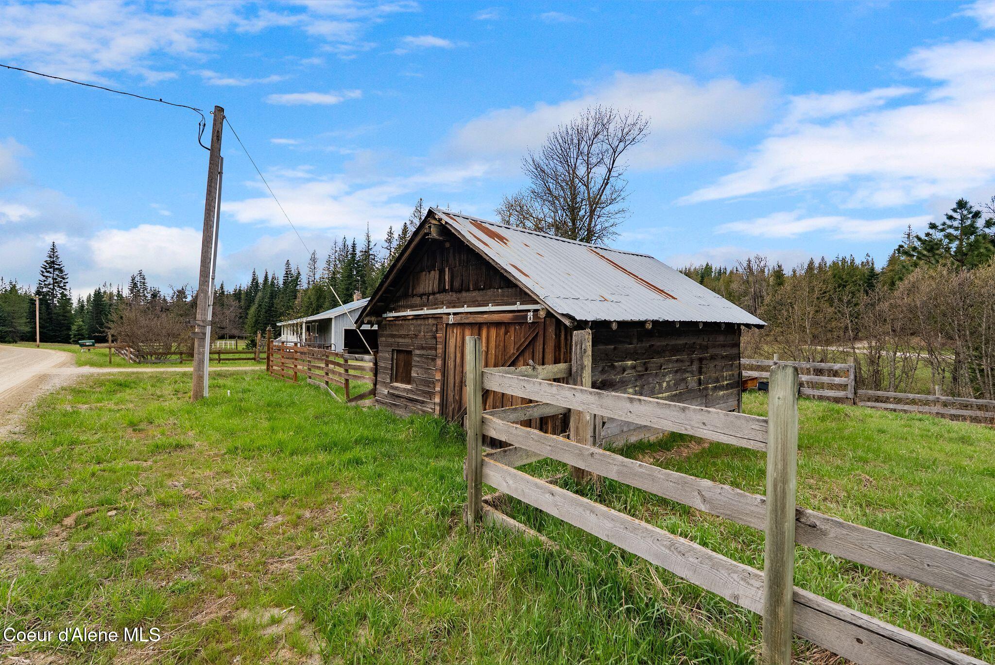 1206 Meadowood Road Sandpoint, ID 83864 - Photo 46 of 57 49_DSC06281