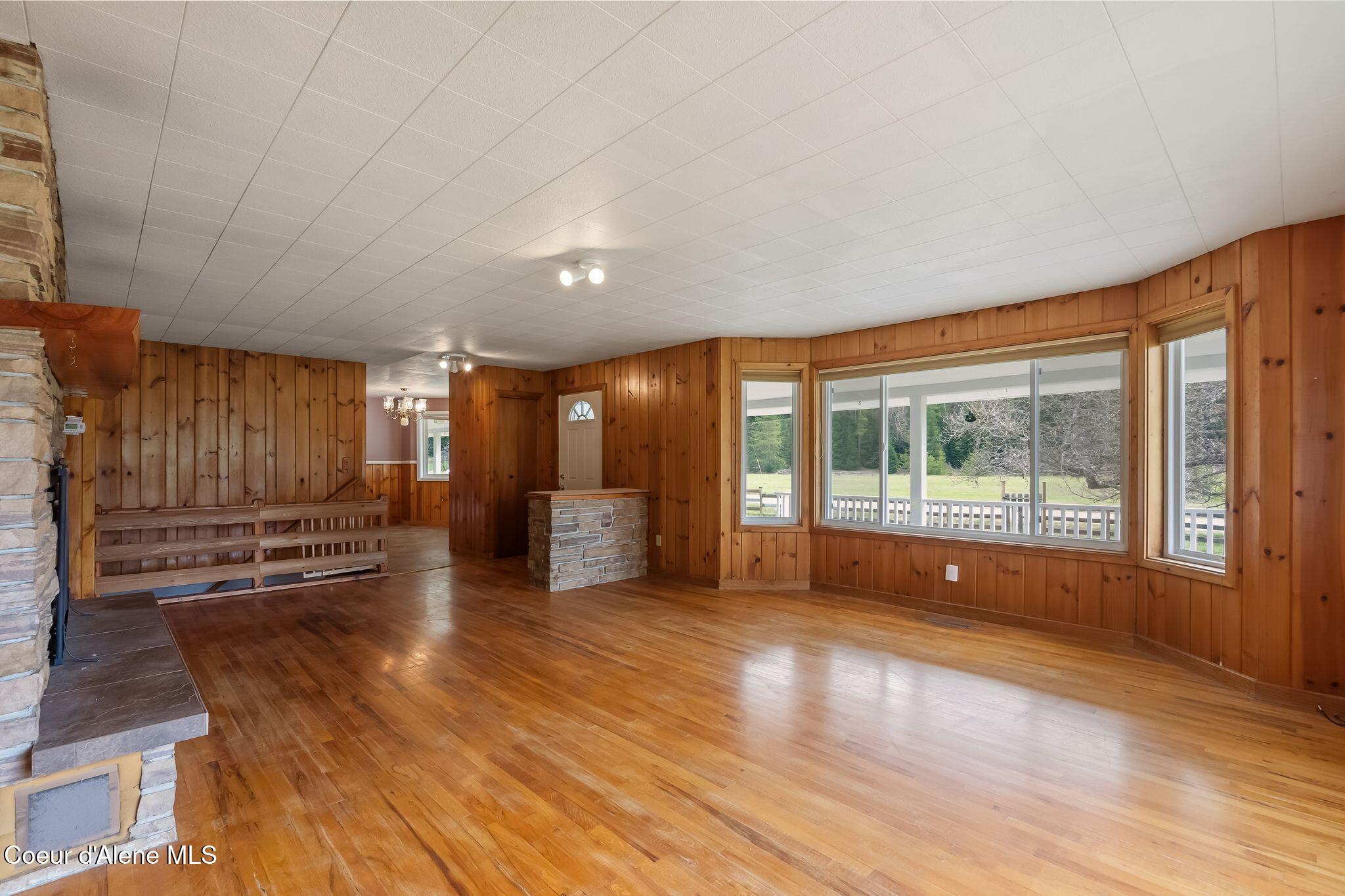 1206 Meadowood Road Sandpoint, ID 83864 - Photo 5 of 57 26_DSC06116