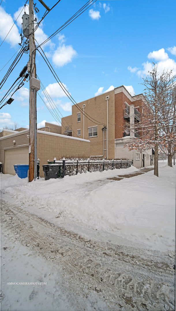925 South Lytle Street, Unit A Chicago, IL 60607 - Photo 39 of 41 a view of a street
