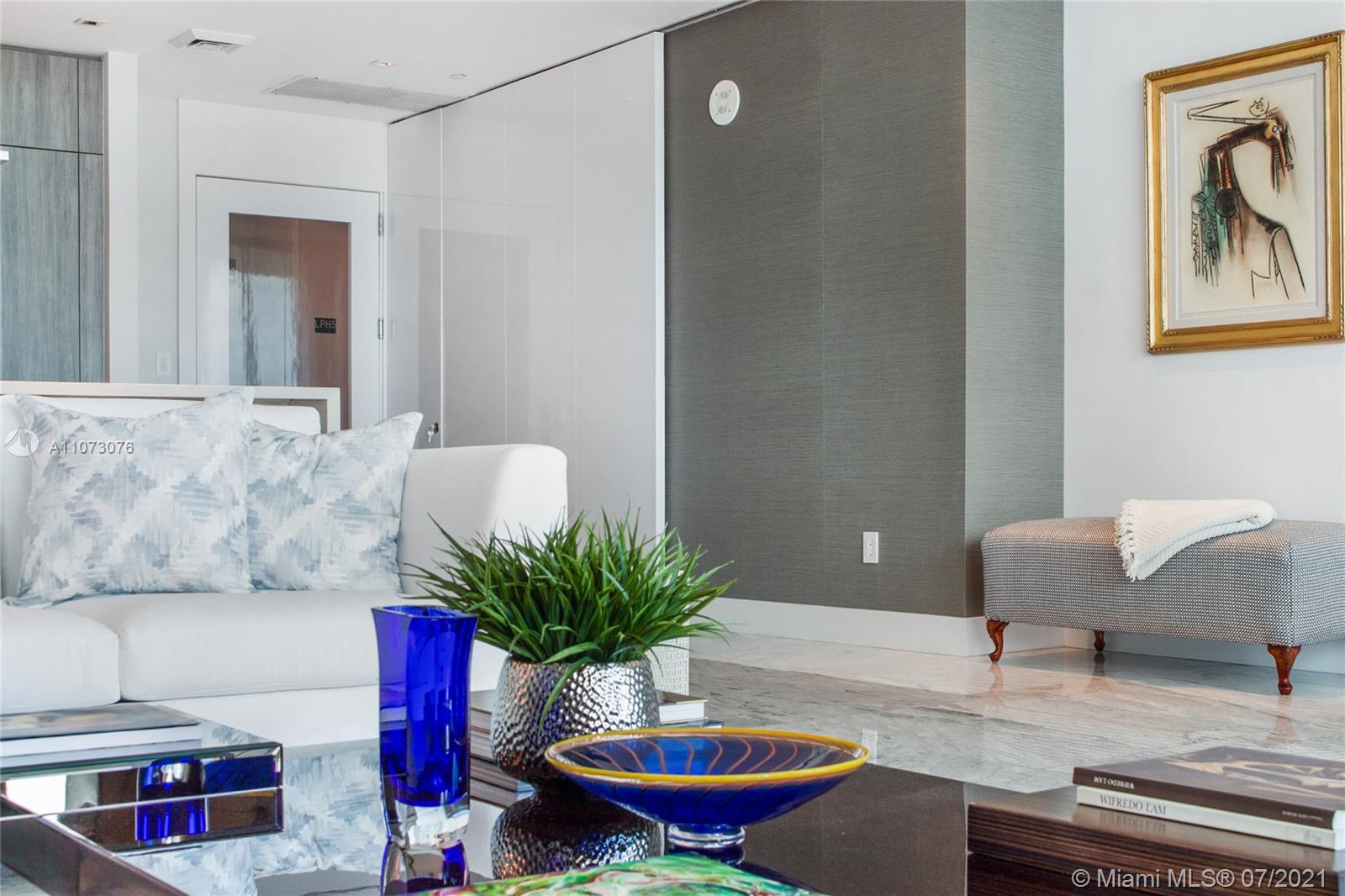 360 Ocean Drive, Unit LPH5S Key Biscayne, FL 33149 - Photo 24 of 38