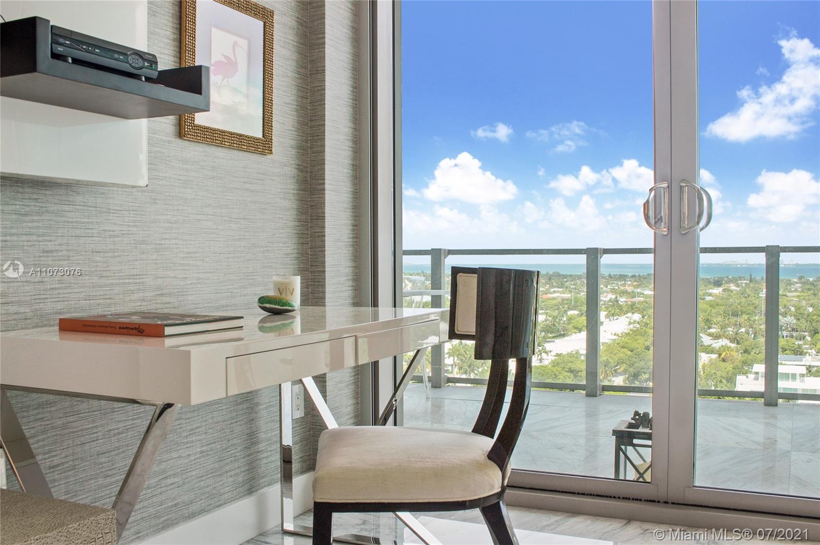 360 Ocean Drive, Unit LPH5S Key Biscayne, FL 33149 - Photo 29 of 38