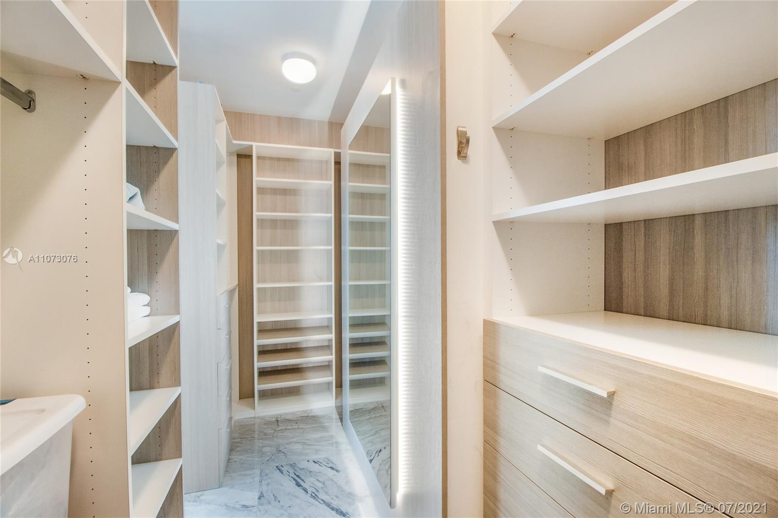 360 Ocean Drive, Unit LPH5S Key Biscayne, FL 33149 - Photo 30 of 38